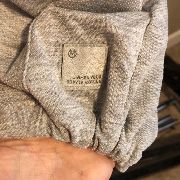 Maaji Detour Sweatshirt NWOT Size Small - Gray - Picture 5 of 6